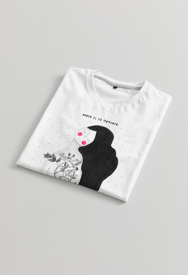 Camiseta Tu momento Chica